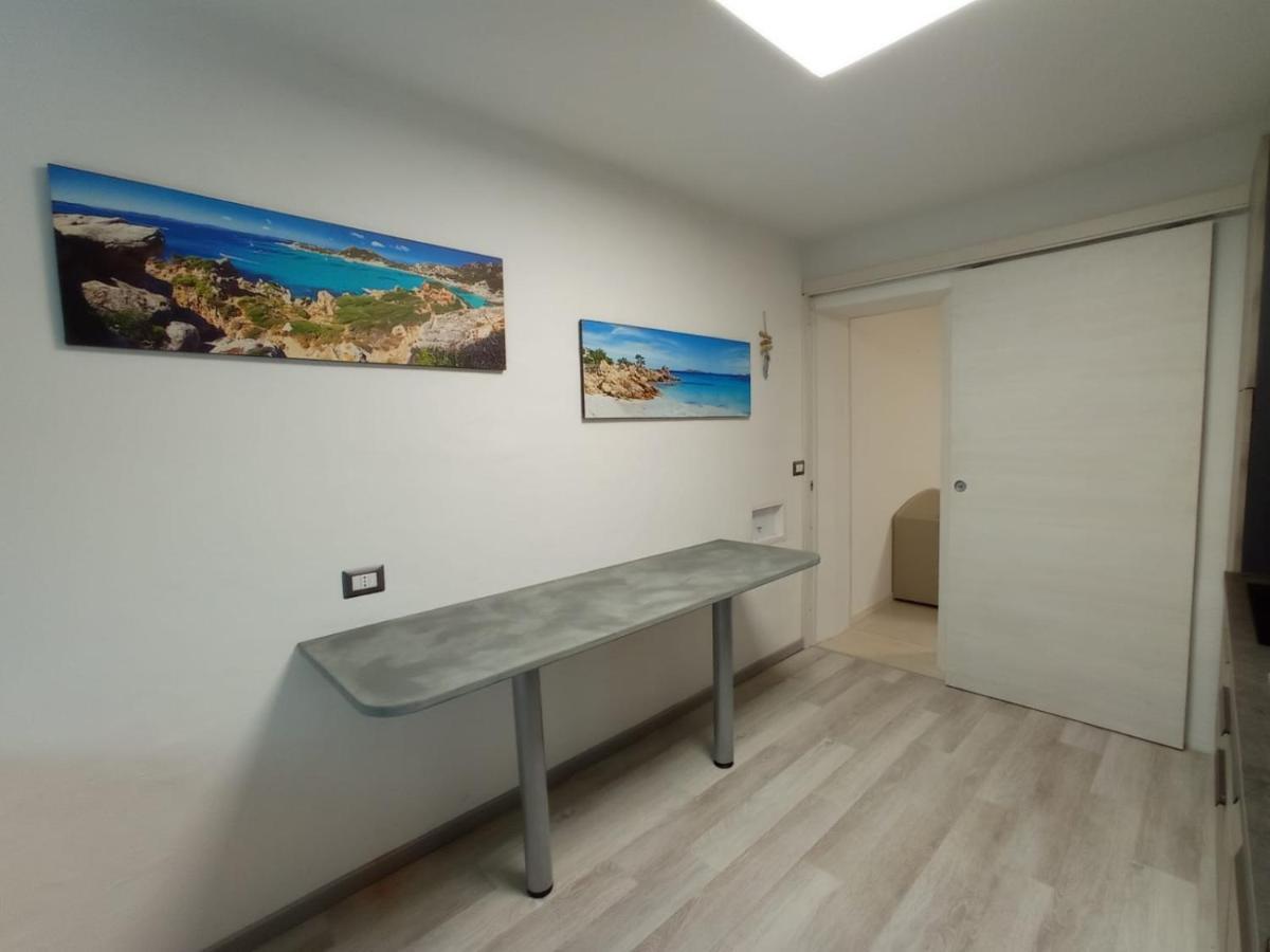 Villaggio Est Affittacamere San Teodoro  Exteriér fotografie