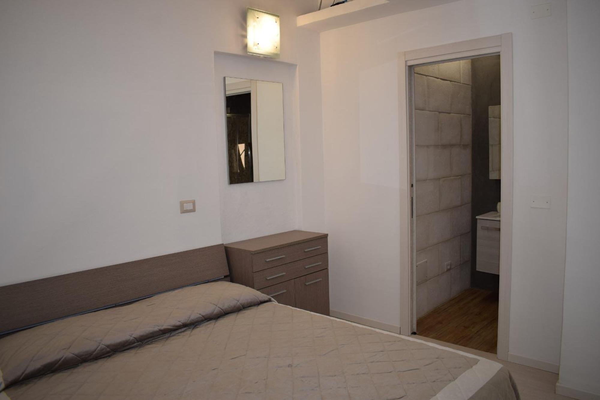 Villaggio Est Affittacamere San Teodoro  Pokoj fotografie