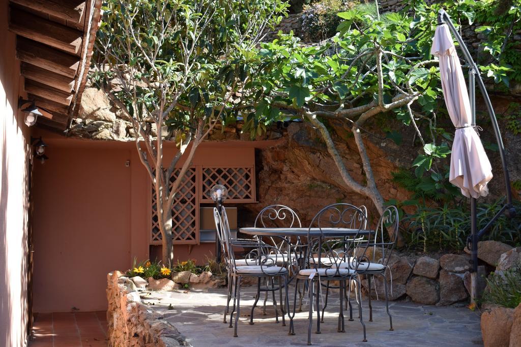 Villaggio Est Affittacamere San Teodoro  Exteriér fotografie