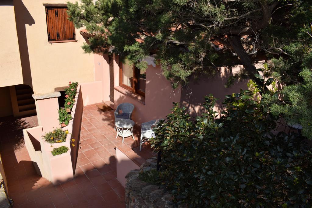 Villaggio Est Affittacamere San Teodoro  Exteriér fotografie